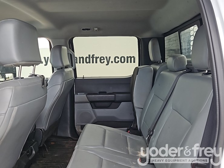 2023-ford-f550-xl-image-19