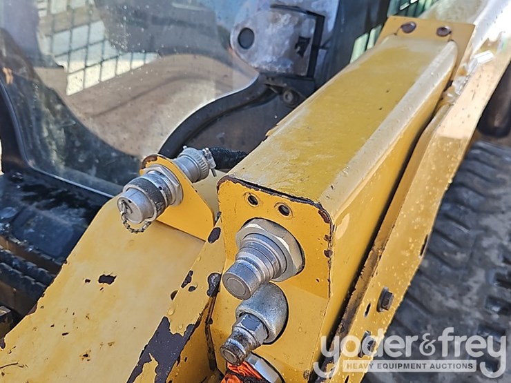 2019-caterpillar-299d2-image-17