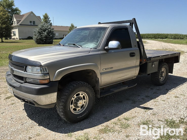 2001-chevrolet-k2500-image-1