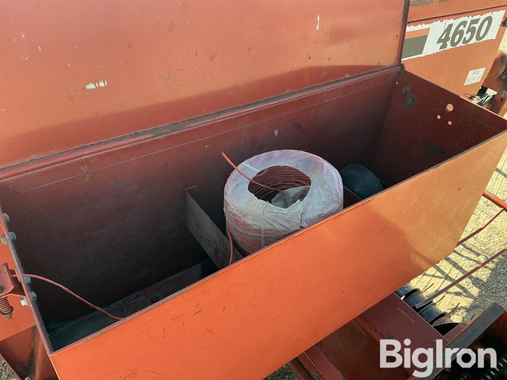 hesston-4650-image-19
