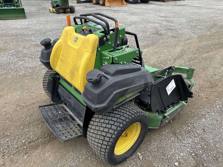 john-deere-m-image-3
