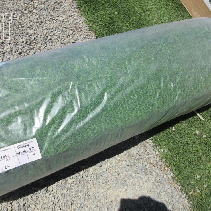3.3' X 49.2' ARTIFICIAL TURF ROLL