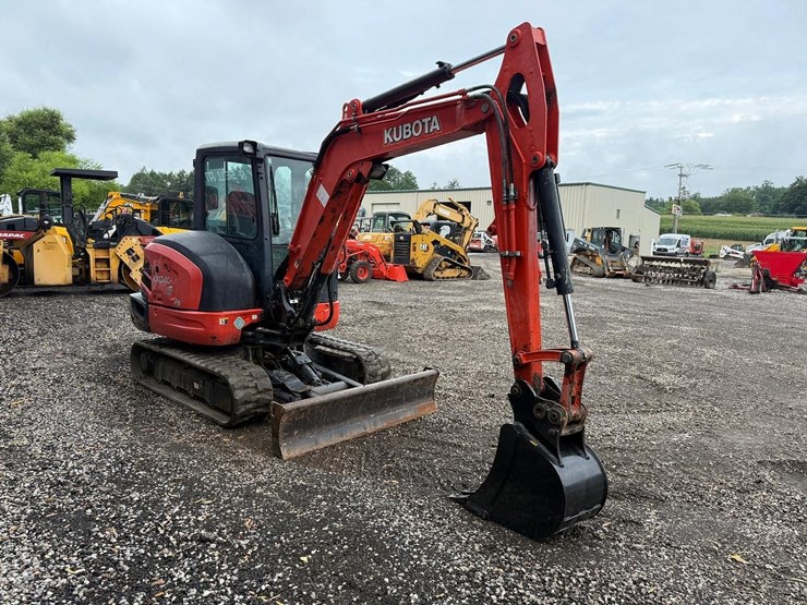 2020-kubota-kx040-4-image-6