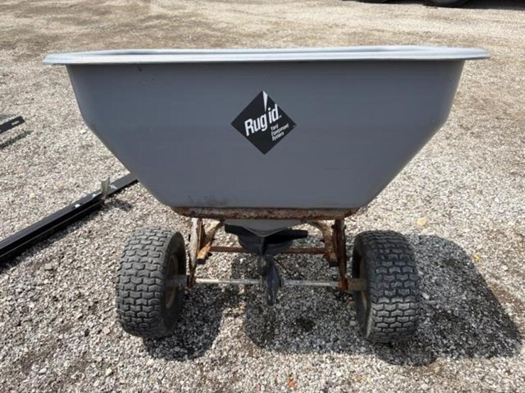 rugid-spreader-image-3