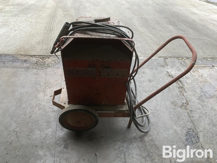 lincoln-a/c,-d/c-225/125-stick-welder-image-6