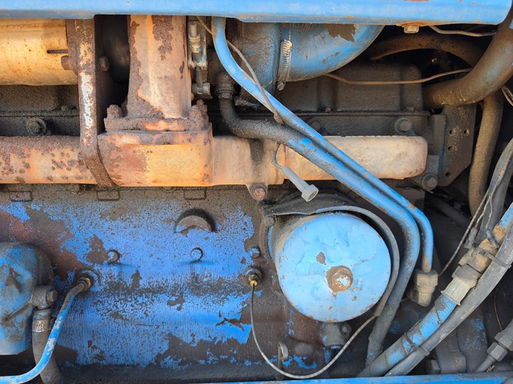 1977-ford-9700-image-15
