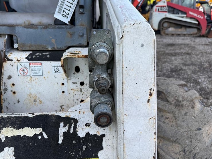 2003-bobcat-863-image-11