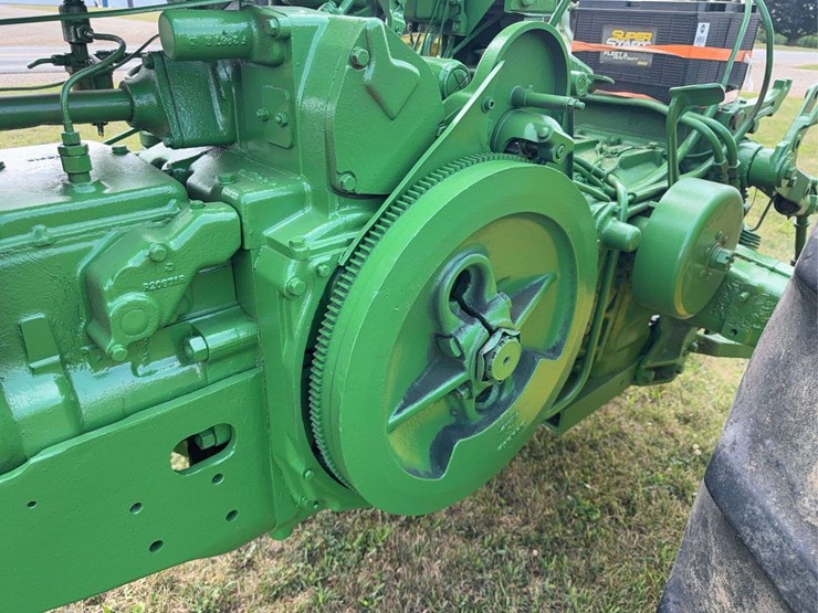 john-deere-730-image-12