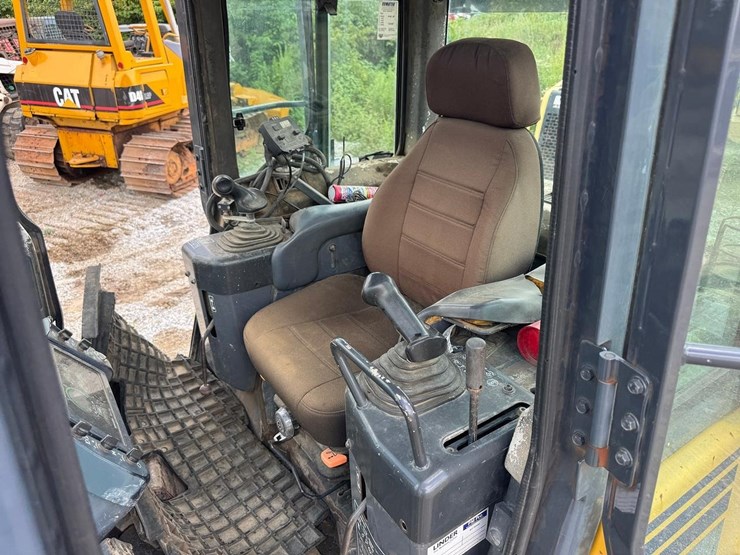 komatsu-d39px-21-image-21