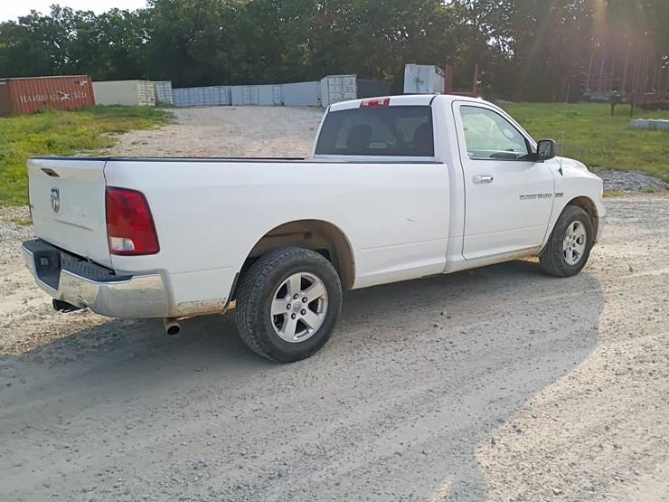 2012-dodge-1500-image-9