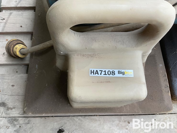2013-agri-inject-irrigation-injection-pumps-image-12