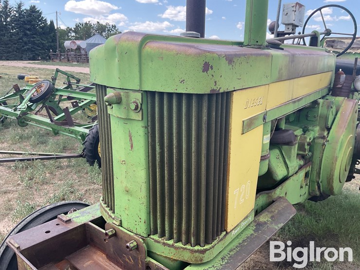 1956-john-deere-720-image-10