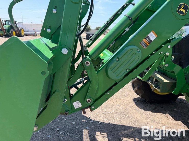 2018-john-deere-6155m-image-13