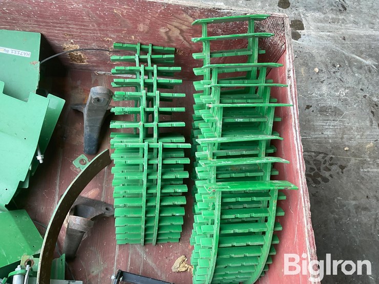 john-deere-x-9-concave-parts-image-9
