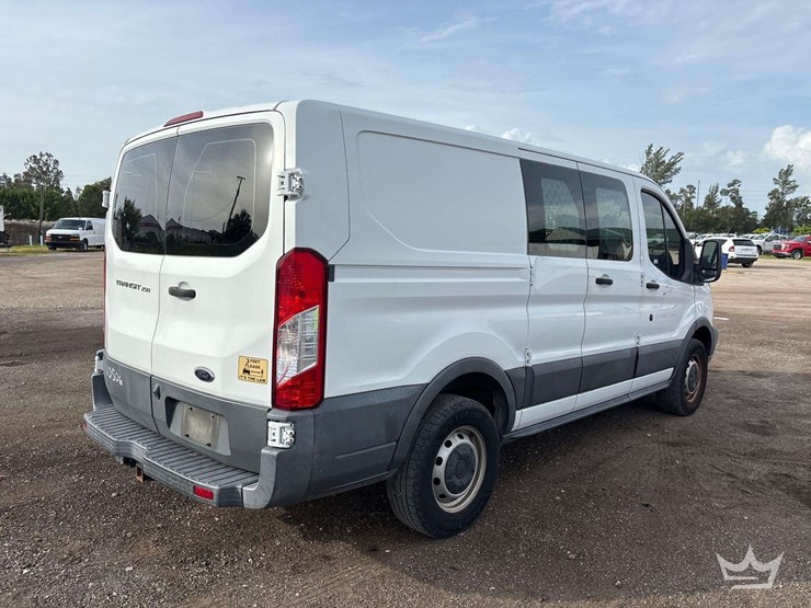 2018-ford-transit-image-3