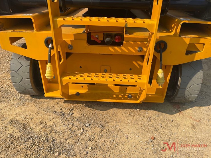 2023-jcb-s3246e-image-15