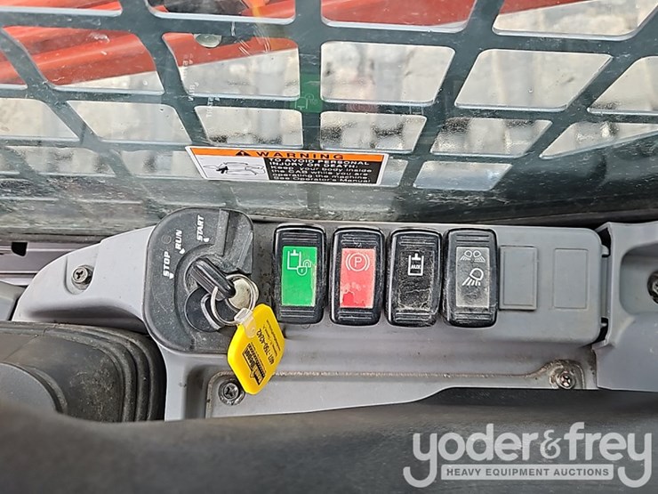 2023-kubota-svl75-2hwc-image-31