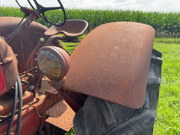 massey-ferguson-44-image-47