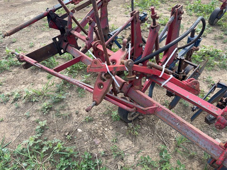 international-harvester-34-461-fast-hitch-mounted-cultivator-image-16