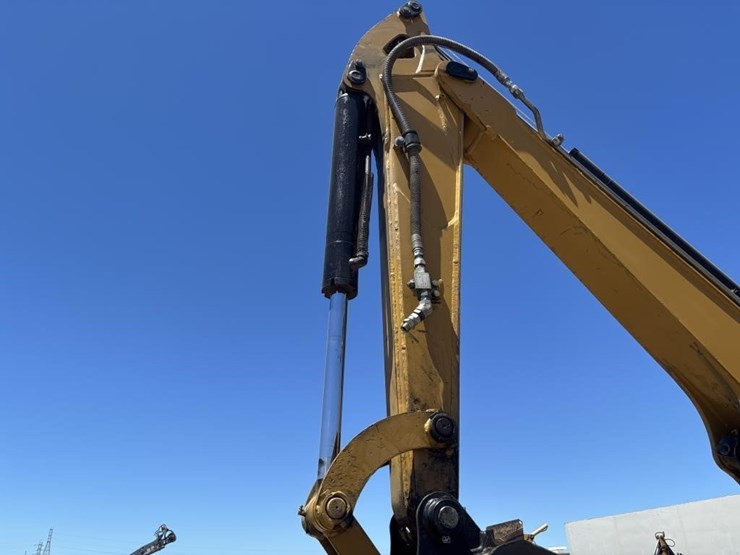 2017-caterpillar-304e2-cr-image-13
