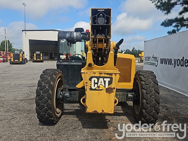 2015-caterpillar-tl943c-image-4