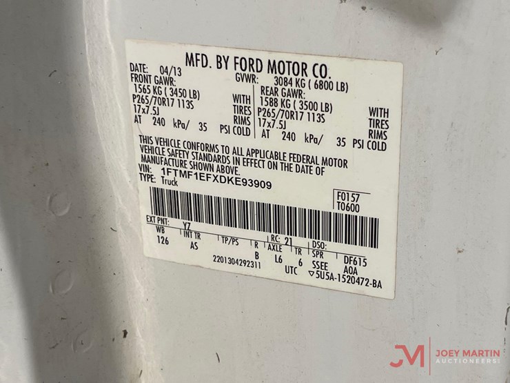 2013-ford-f150-xl-image-23
