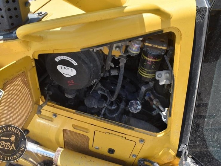 2022-komatsu-d51pxi-24-image-43