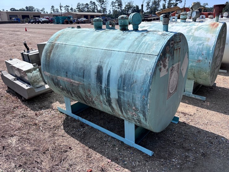 #1605-•-500-gallon-tank-double-wall-image-2