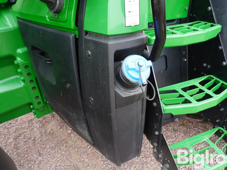 john-deere-8r-250-image-13