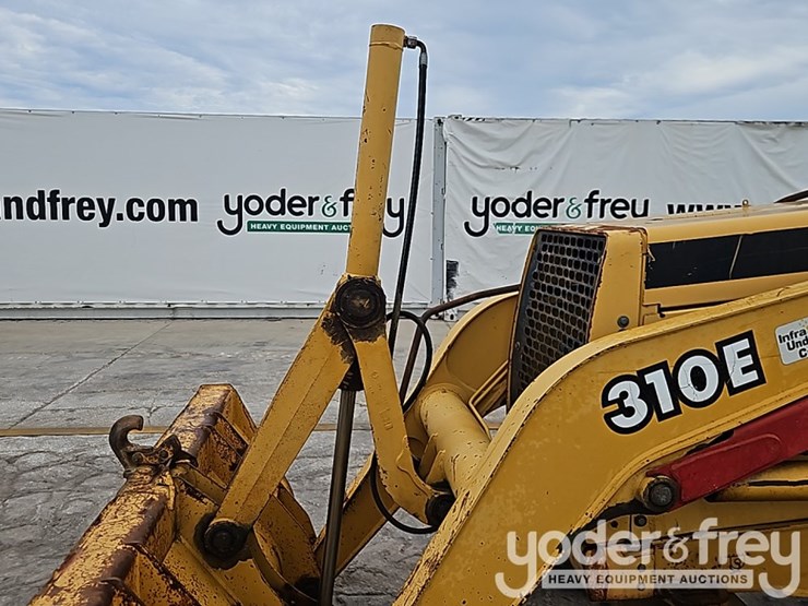 deere-310e-image-13