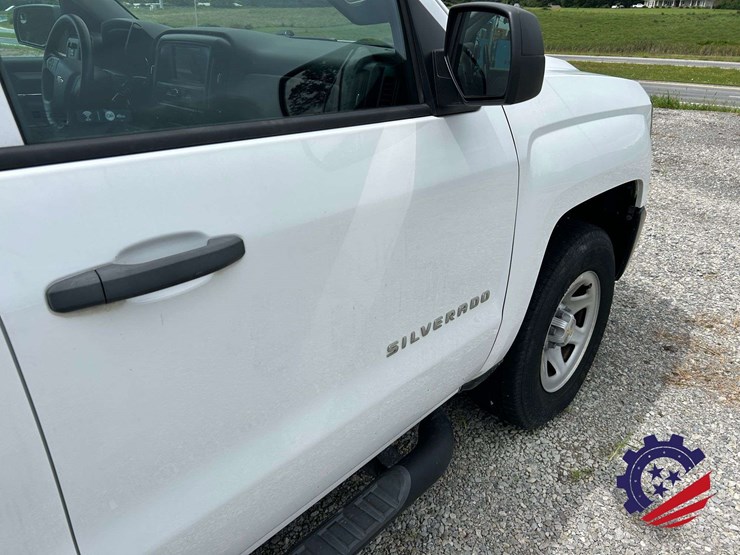 2018-chevrolet-silverado-pickup-truck-image-22