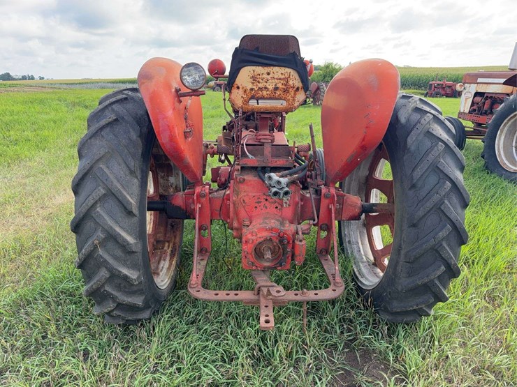 farmall-340-row-crop-image-4