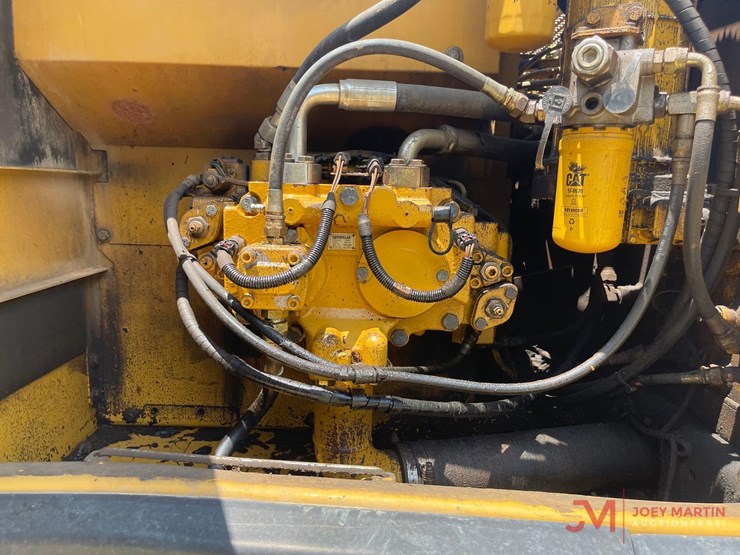 2003-caterpillar-320c-image-12