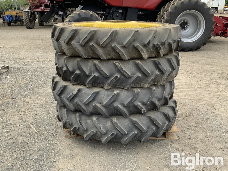 john-deere-8235r-image-4