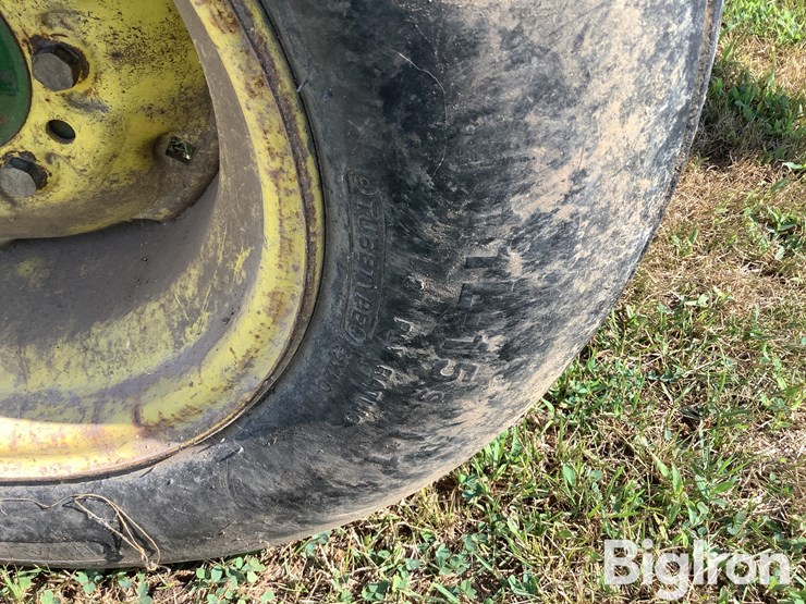 john-deere-3960-image-9