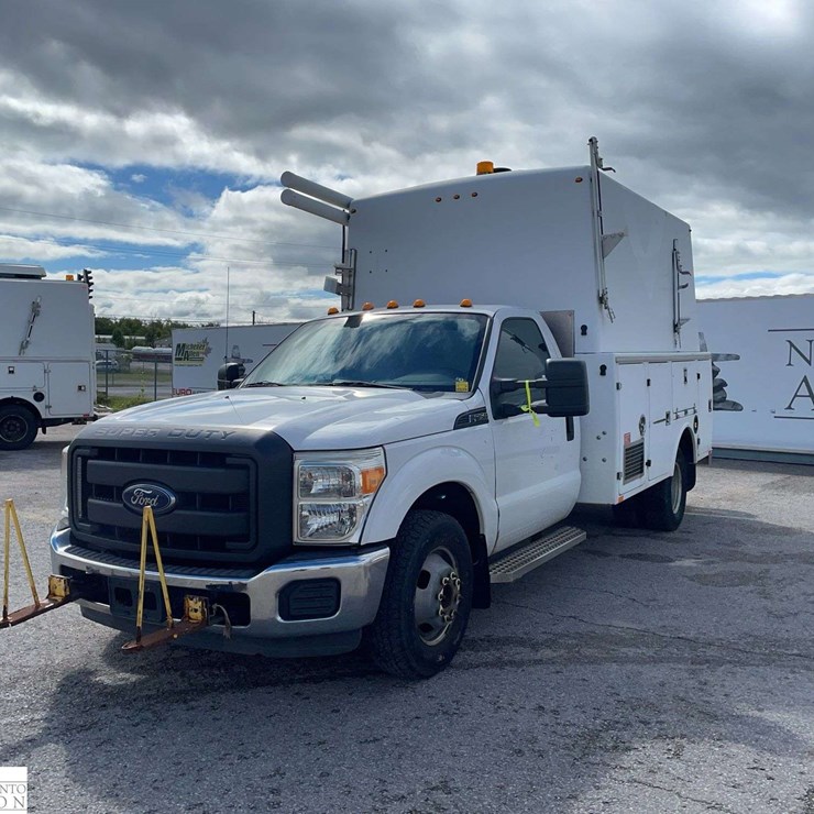 2013 FORD F350