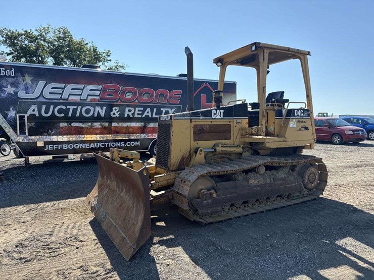 1998-caterpillar-d4c-xl-image-1