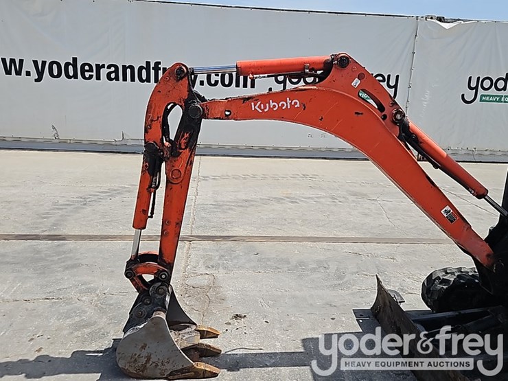 2021-kubota-u17-image-15