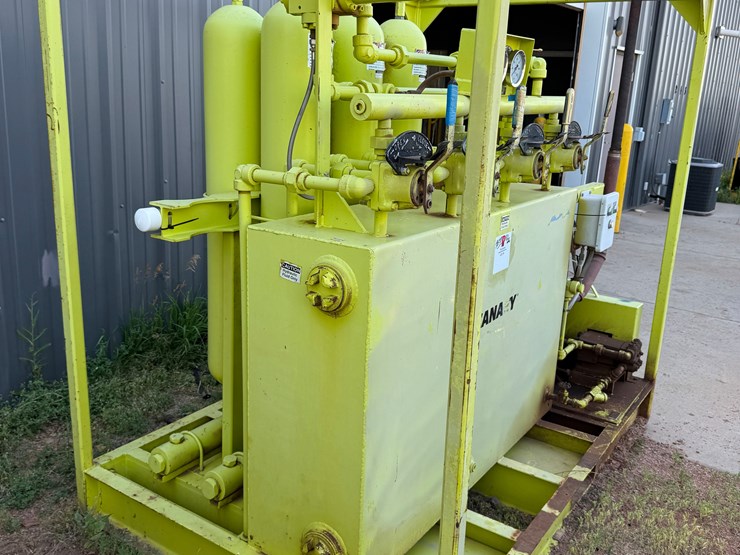 meyer-3k-wp-diesel-powered-4-station-accumulator-closing-unit,-skidded-image-3