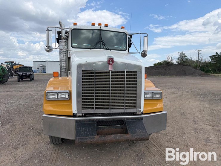 2002-kenworth-t800-image-2