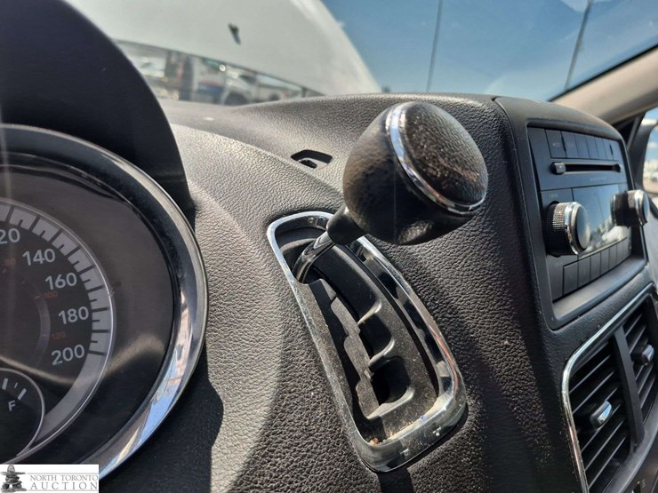 2015-ram-c/v-image-17
