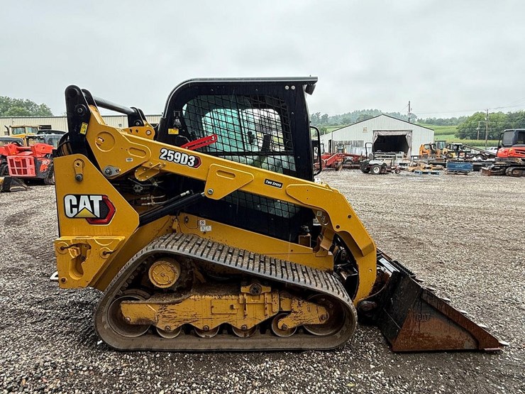 2023-caterpillar-259d3-image-5
