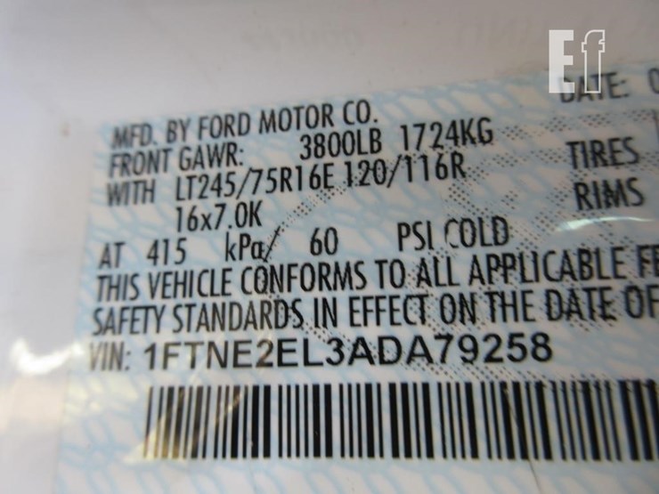 2010-ford-e250-image-16