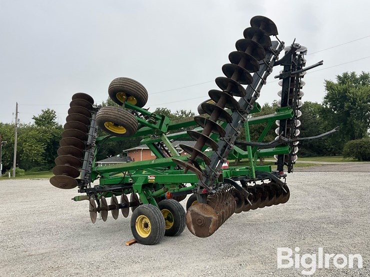 john-deere-630-image-7