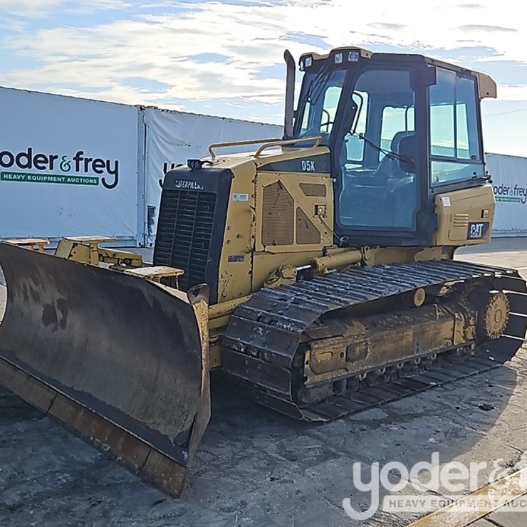 2011 CATERPILLAR D5K