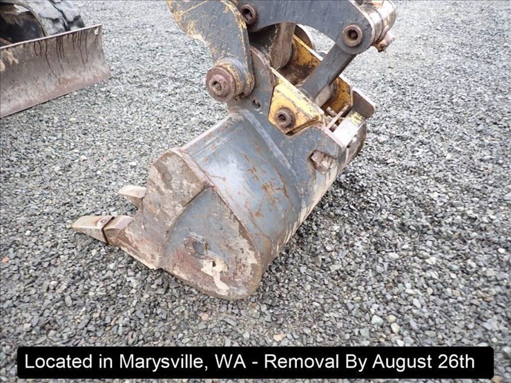 2019-deere-17g-image-26