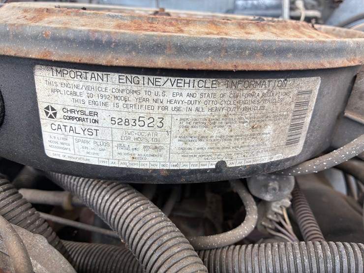 1992-dodge-3500-image-11