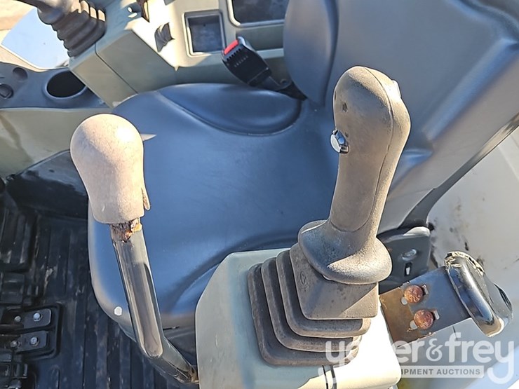 2018-bobcat-e50-image-32