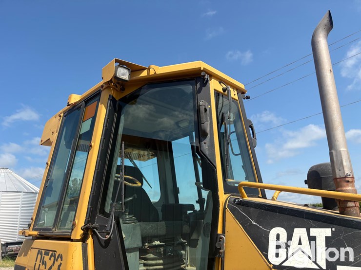 caterpillar-d5g-image-13
