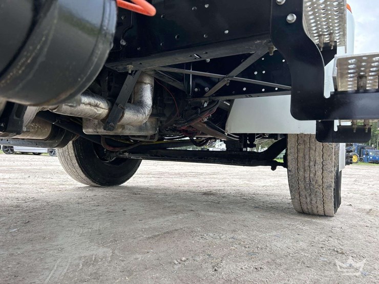 2019-international-mv607-image-21